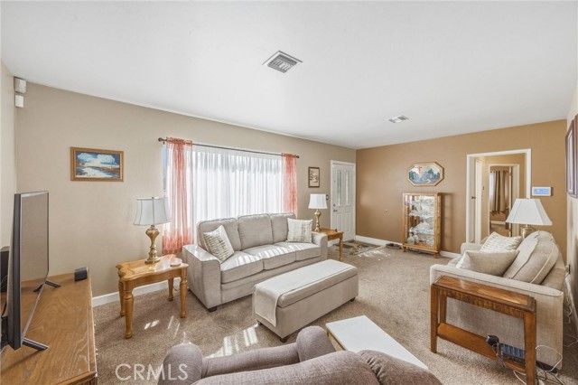 17320 Anastasia, Fontana, CA 92335