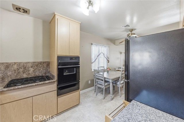 17320 Anastasia, Fontana, CA 92335
