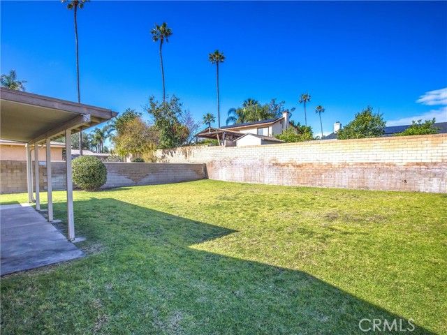 17320 Anastasia, Fontana, CA 92335