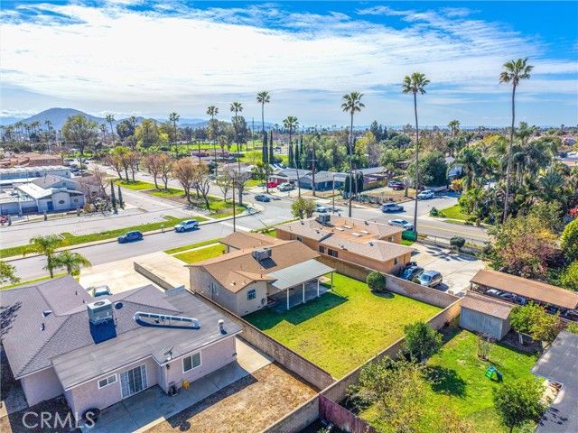 17320 Anastasia, Fontana, CA 92335