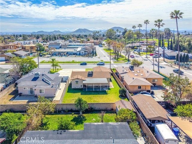 17320 Anastasia, Fontana, CA 92335