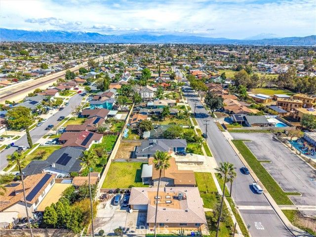 17320 Anastasia, Fontana, CA 92335