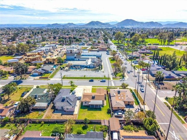 17320 Anastasia, Fontana, CA 92335