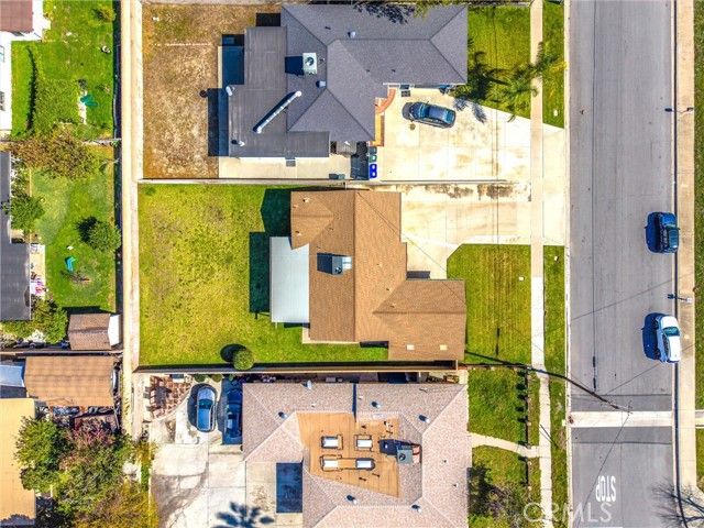 17320 Anastasia, Fontana, CA 92335