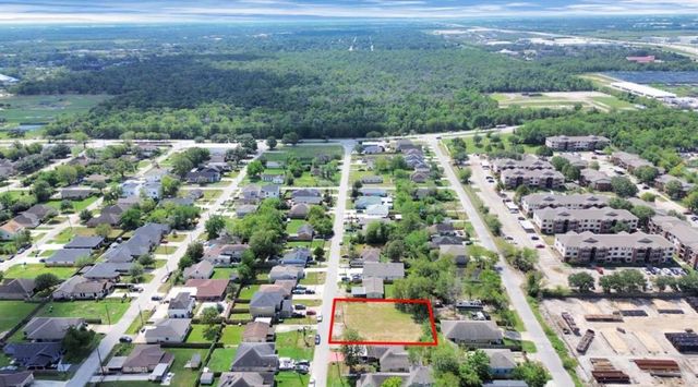 8226 Cannon Street, Houston, TX 77051