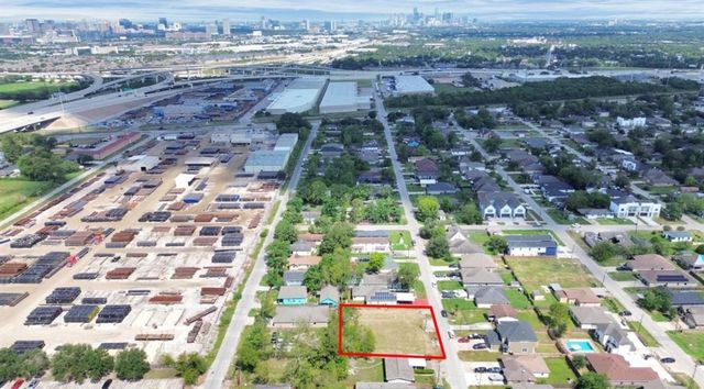 8226 Cannon Street, Houston, TX 77051