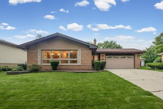 319 Gareth Lane, Schaumburg, IL 60193