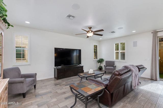 1656 S 82ND Way, Mesa, AZ 85209