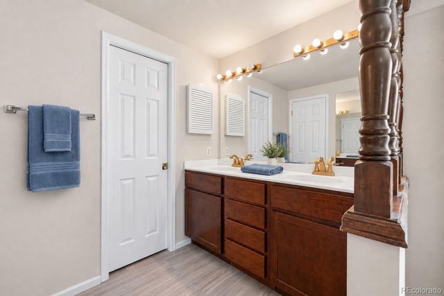 7101 S Poplar Court, Centennial, CO 80112