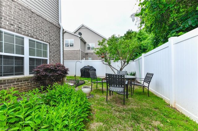 1923 Fleming Road A, Greensboro, NC 27410