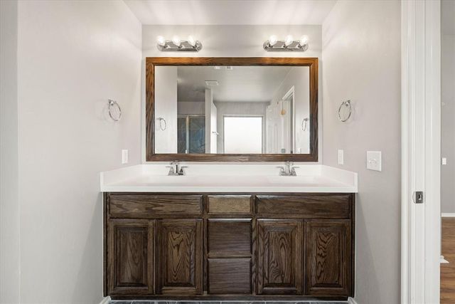 2372 NW 191st Court, Edmond, OK 73012