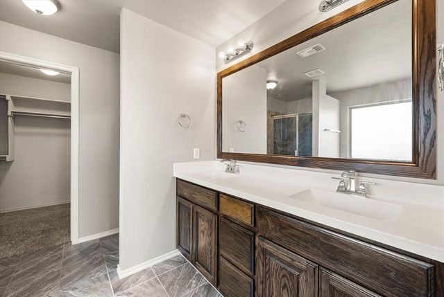 2372 NW 191st Court, Edmond, OK 73012