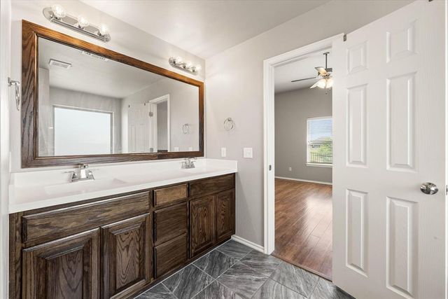 2372 NW 191st Court, Edmond, OK 73012