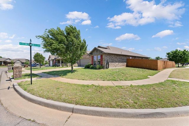 2372 NW 191st Court, Edmond, OK 73012