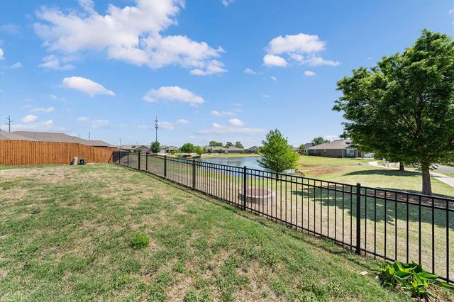 2372 NW 191st Court, Edmond, OK 73012