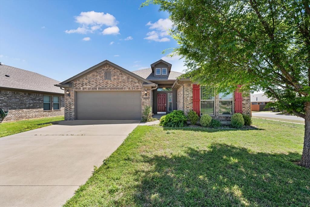 2372 NW 191st Court, Edmond, OK 73012