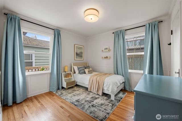 1035 NE 100th Street, Seattle, WA 98125