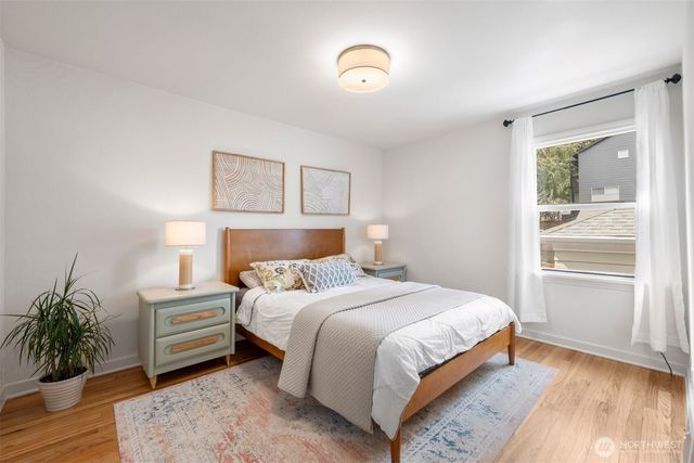 1035 NE 100th Street, Seattle, WA 98125