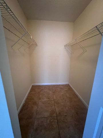 1500 N Congress Avenue B20, West Palm Beach, FL 33401