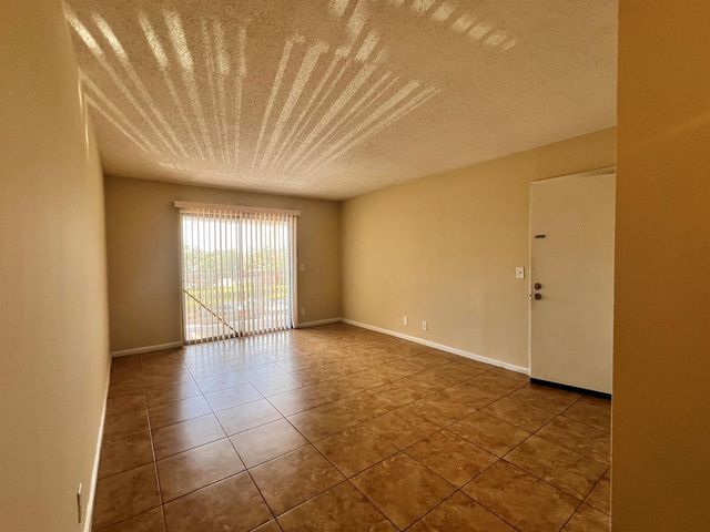 1500 N Congress Avenue B20, West Palm Beach, FL 33401