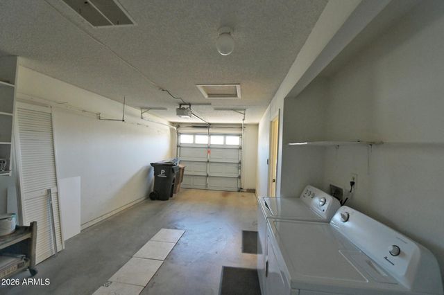 10118 N 97TH Drive A, Peoria, AZ 85345