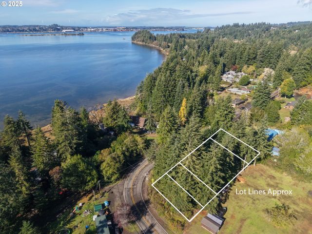 0 East Bay Rd, North Bend, OR 97459