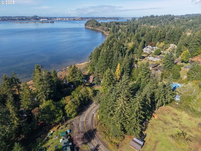 0 East Bay Rd, North Bend, OR 97459