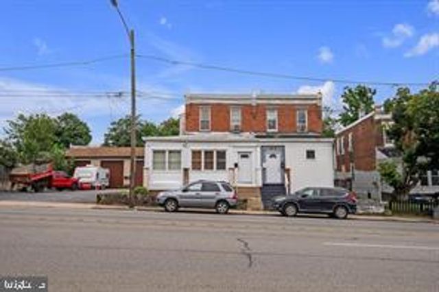 82-84 CHESTER PIKE, Darby, PA 19023