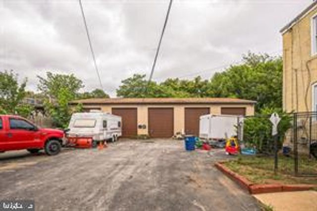 82-84 CHESTER PIKE, Darby, PA 19023