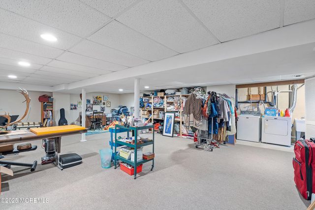 100 Leeward Road, Manahawkin, NJ 08050