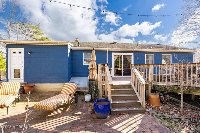 100 Leeward Road, Manahawkin, NJ 08050