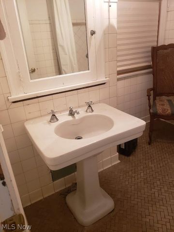 739 Cohasset Drive, Youngstown, OH 44511