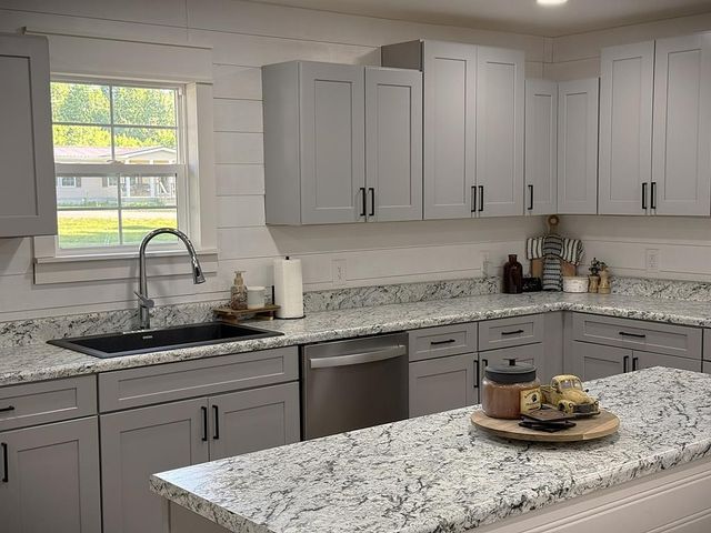 1348 Unionhill Rd, Red Boiling Springs, TN 37150