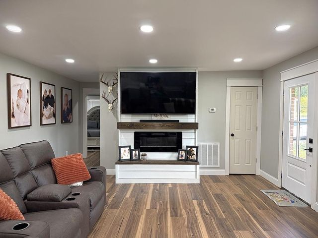 1348 Unionhill Rd, Red Boiling Springs, TN 37150