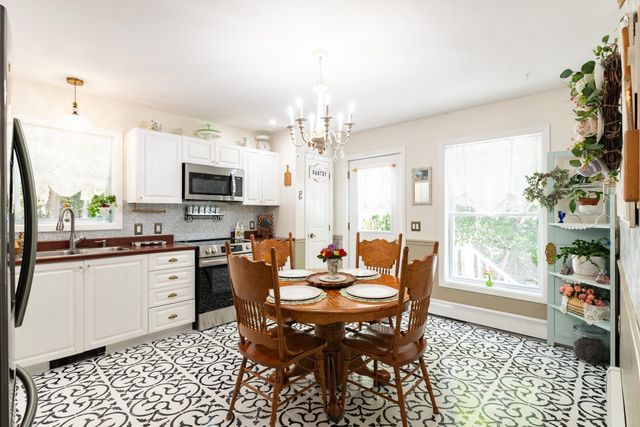 11 Spruce Road, Middleton, NH 03887
