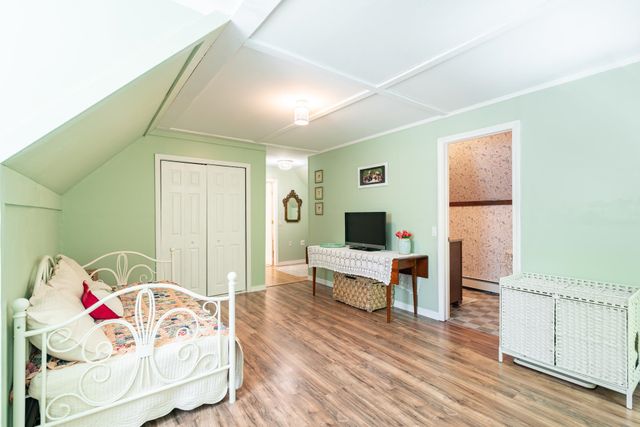11 Spruce Road, Middleton, NH 03887