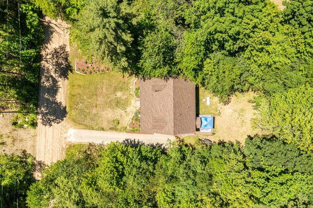 11 Spruce Road, Middleton, NH 03887