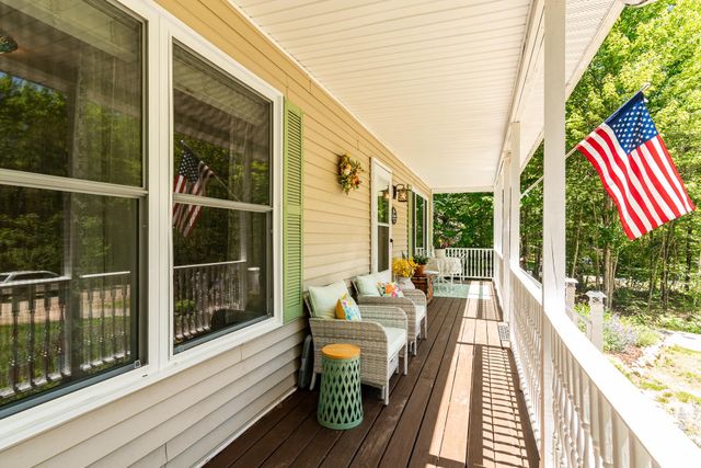 11 Spruce Road, Middleton, NH 03887
