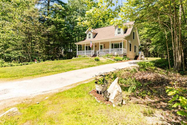 11 Spruce Road, Middleton, NH 03887