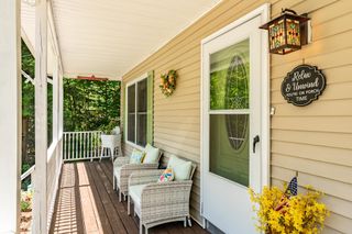 11 Spruce Road, Middleton, NH 03887