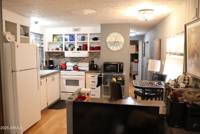 325 W State Route 89a -- 16, Cottonwood, AZ 86326