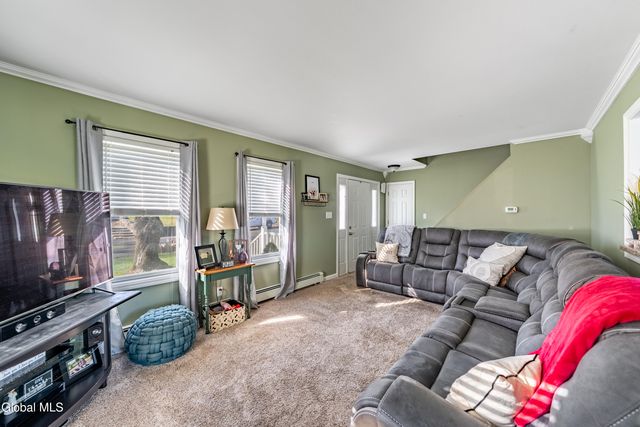 96 Euclid Avenue, Troy, NY 12180