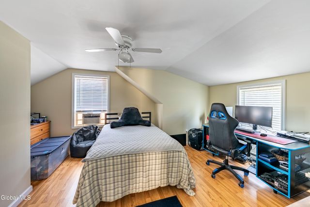 96 Euclid Avenue, Troy, NY 12180