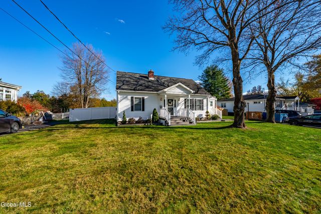 96 Euclid Avenue, Troy, NY 12180