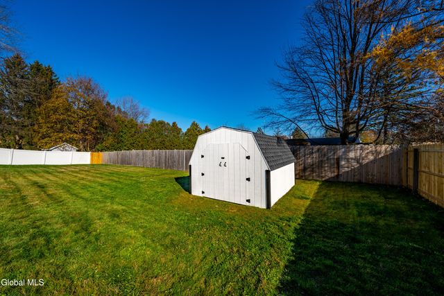 96 Euclid Avenue, Troy, NY 12180