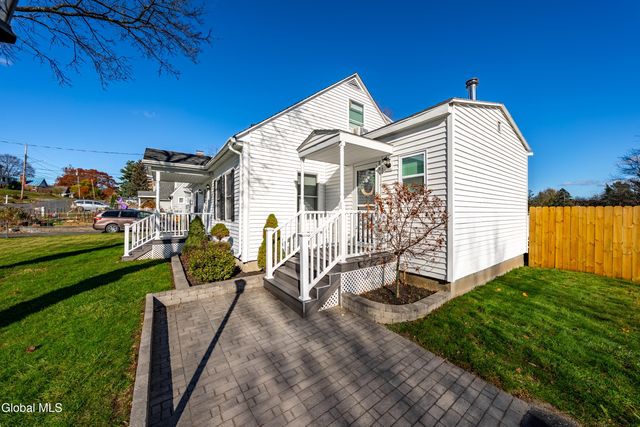 96 Euclid Avenue, Troy, NY 12180