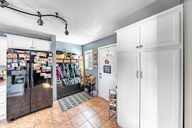 96 Euclid Avenue, Troy, NY 12180