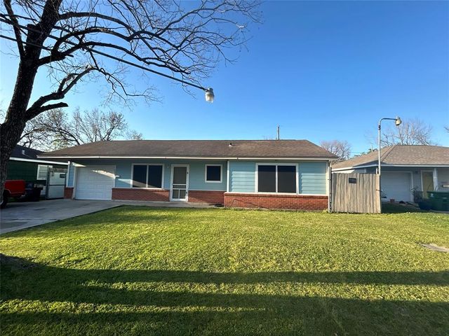 8506 Montridge Drive, Houston, TX 77055