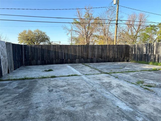 8506 Montridge Drive, Houston, TX 77055
