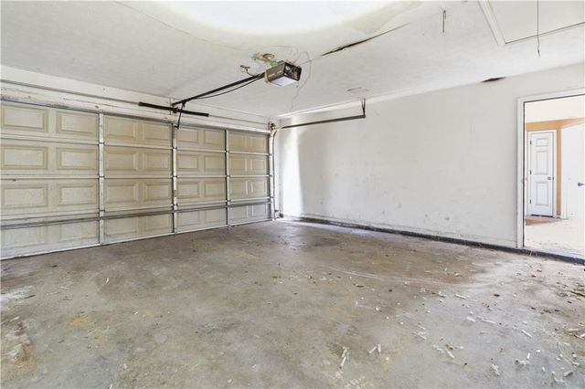 5633 Tunbridge Wells Court, Lithonia, GA 30058